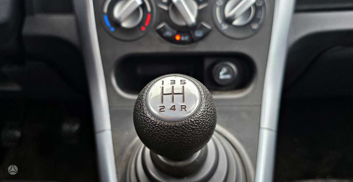 Opel Agila, 1.2 l., hatchback
