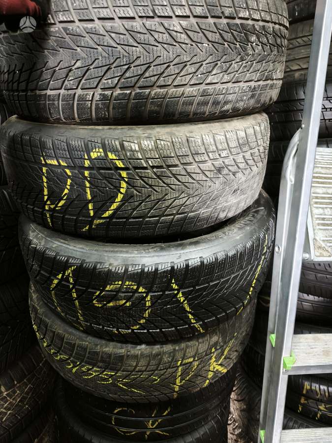 Goodyear UtraGrip Performance 3, winter 205/55 R17