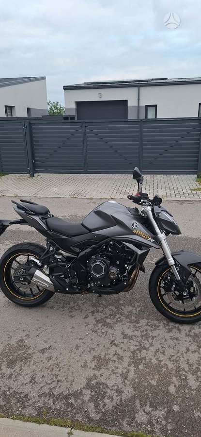 VOGE 500R 500cc, street / classic