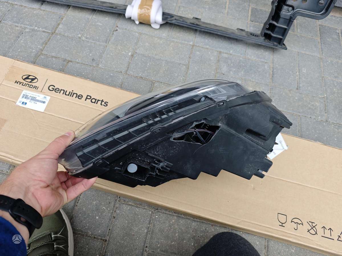 Hyundai Kona kėbulo dalys