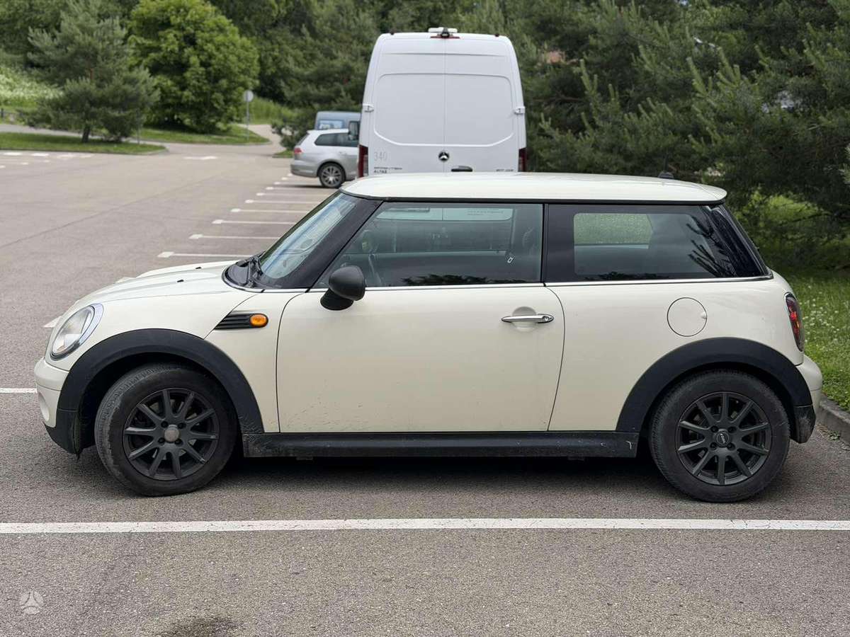 Mini One, 1.4 l., hatchback