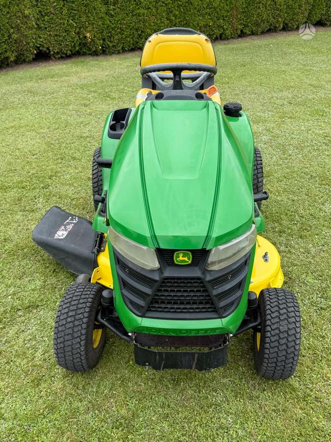 John Deere X304, садовые тракторы