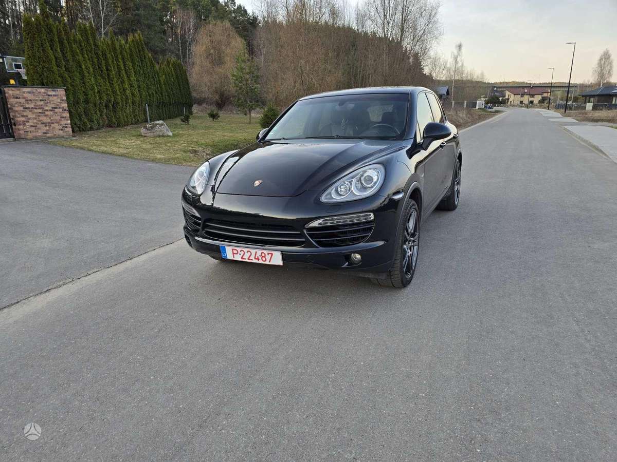 Porsche Cayenne - 8