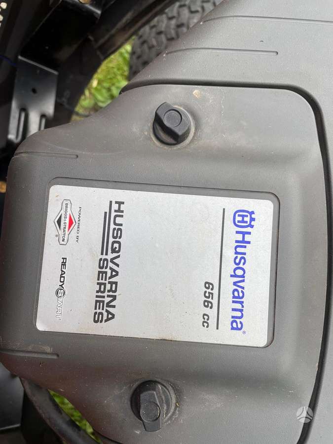 Husqvarna TC142, садовые тракторы