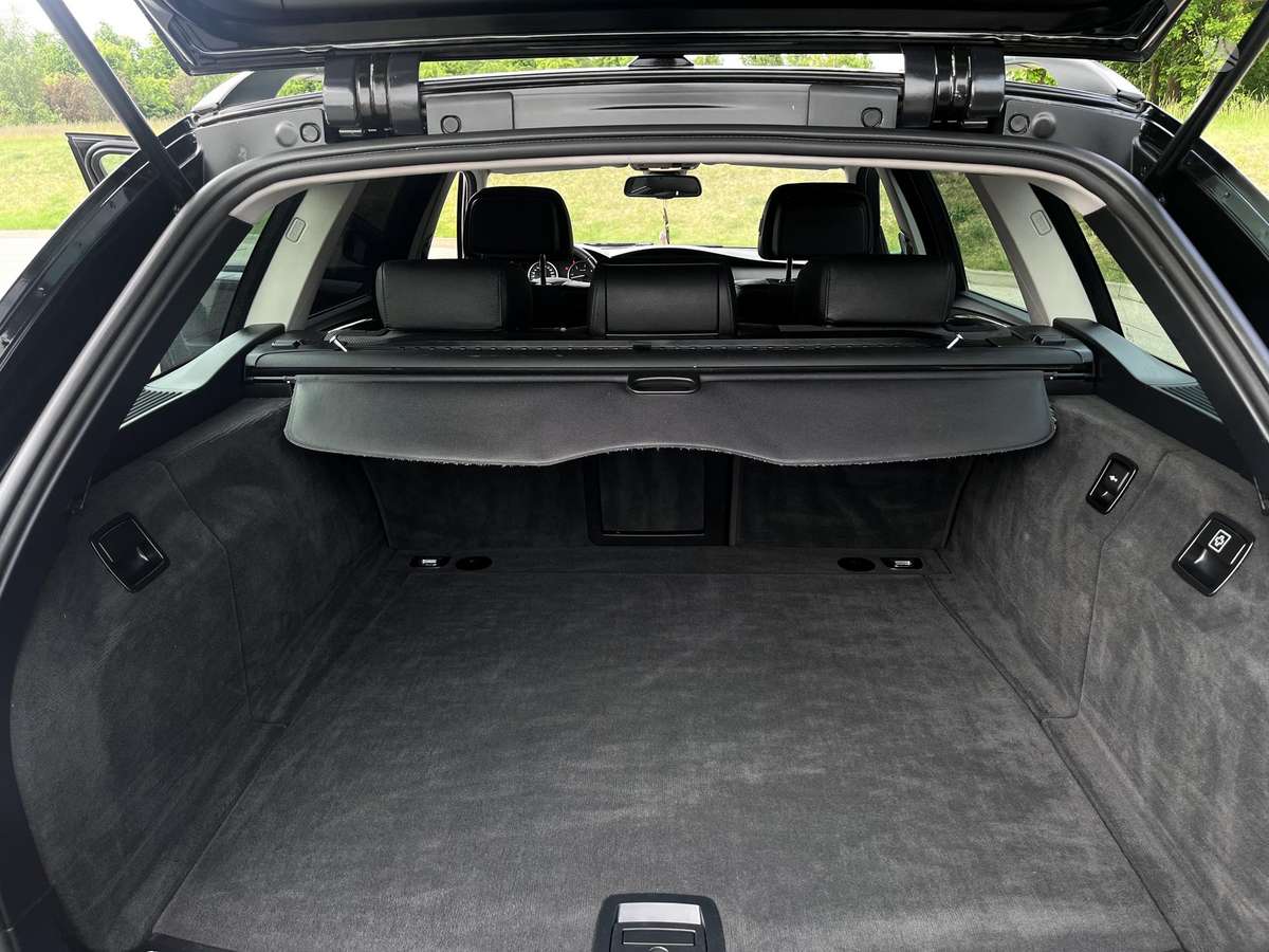 BMW 530, 3.0 l., Универсал