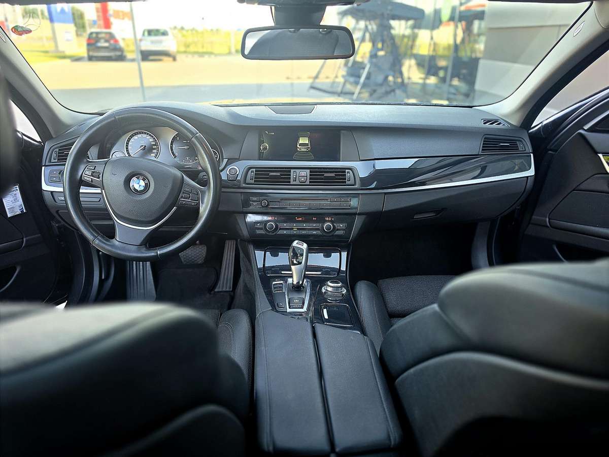BMW 525, 2.0 l., Универсал