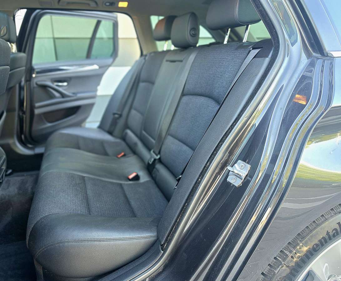 BMW 525, 2.0 l., Универсал