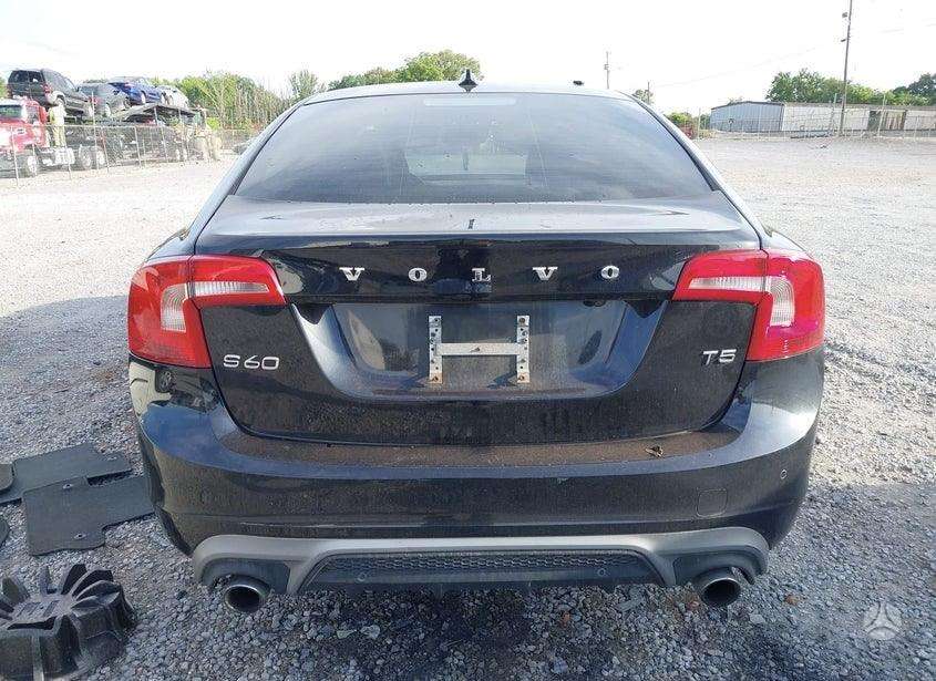Volvo S60, 2.0 l., Седан