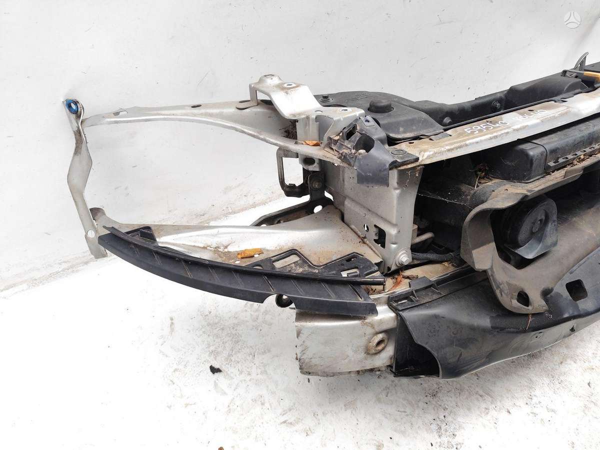 Volvo C30 hood (front, rear)