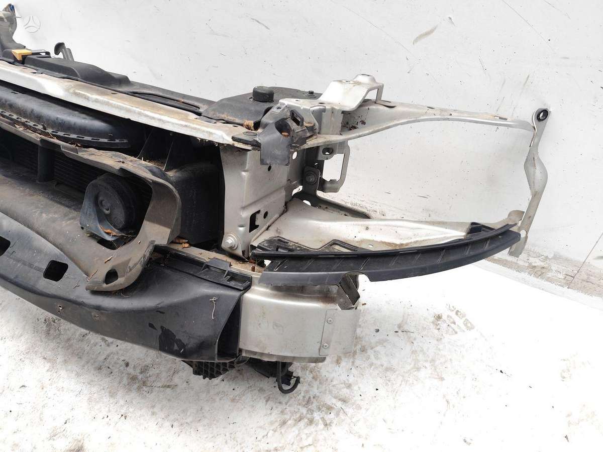 Volvo C30 hood (front, rear)