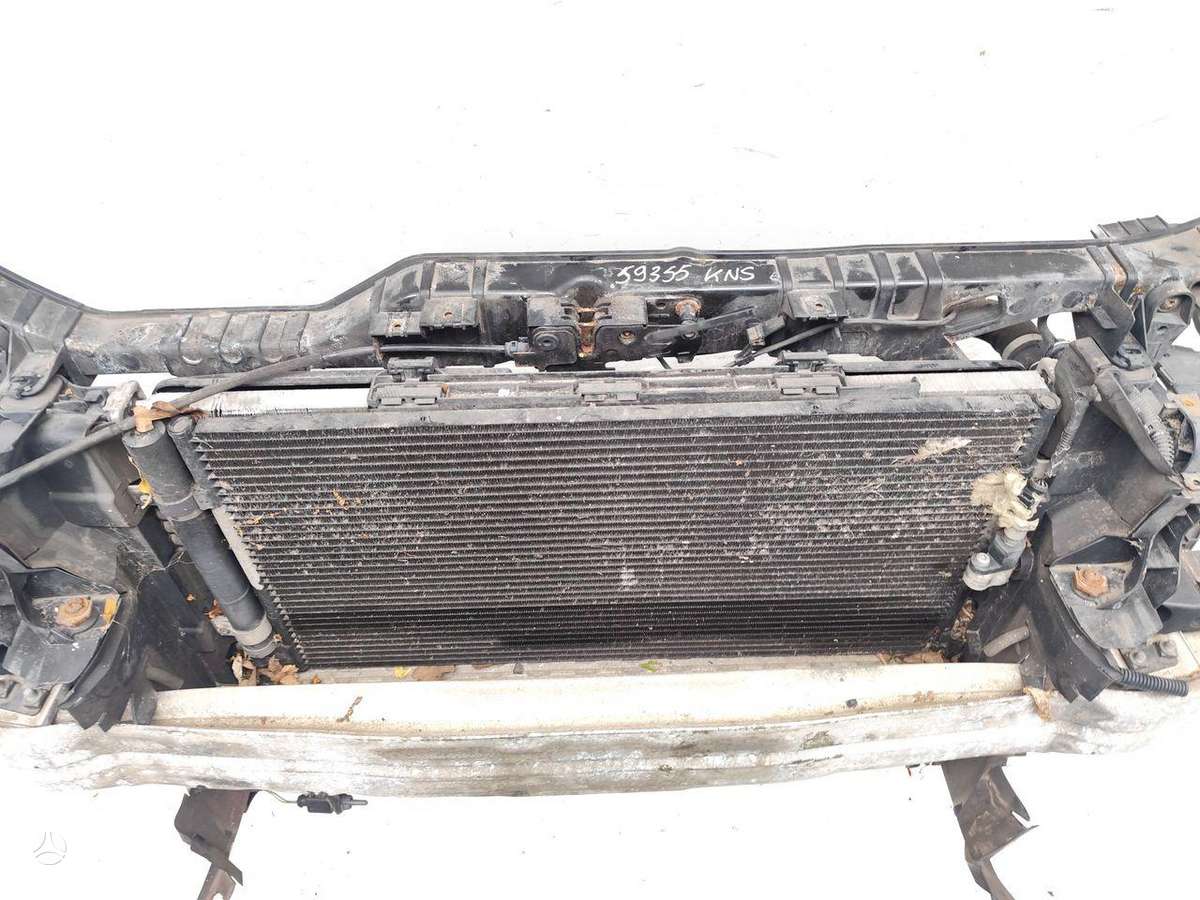 Audi A4 hood (front, rear)