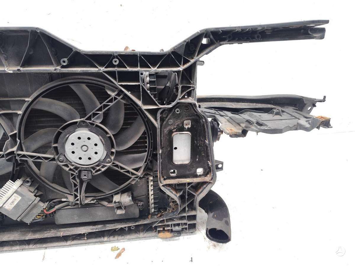 Audi A4 hood (front, rear)