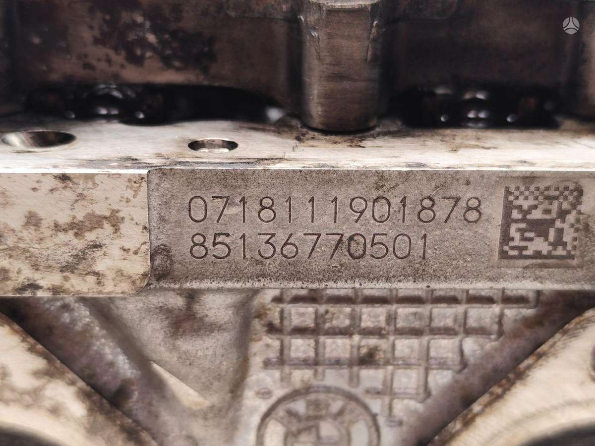 BMW 1 serija, 8513677, cylinder head