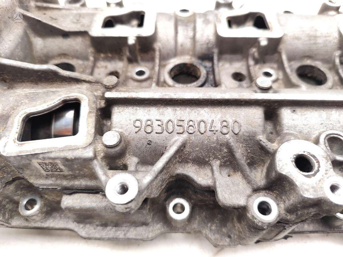 Opel Vivaro, 9830580480, cylinder head