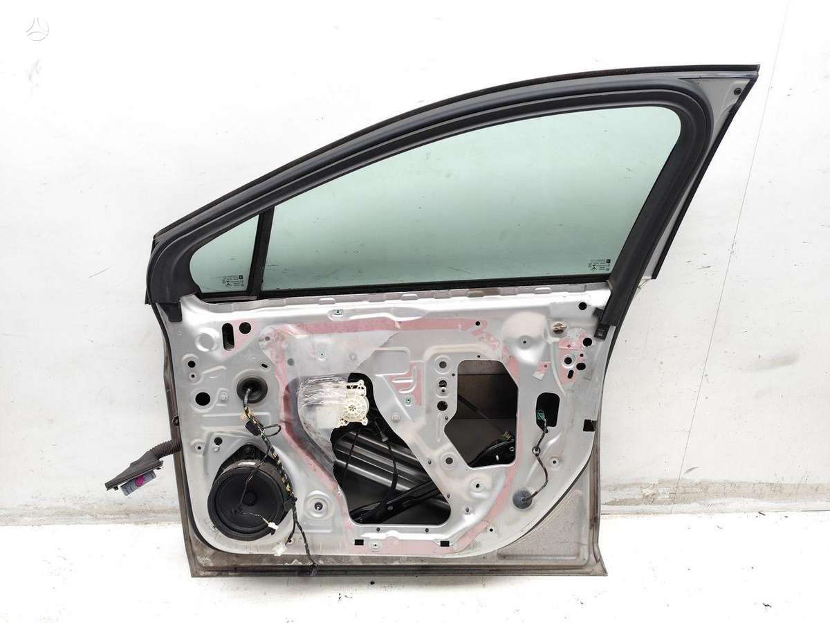 Opel Astra doors