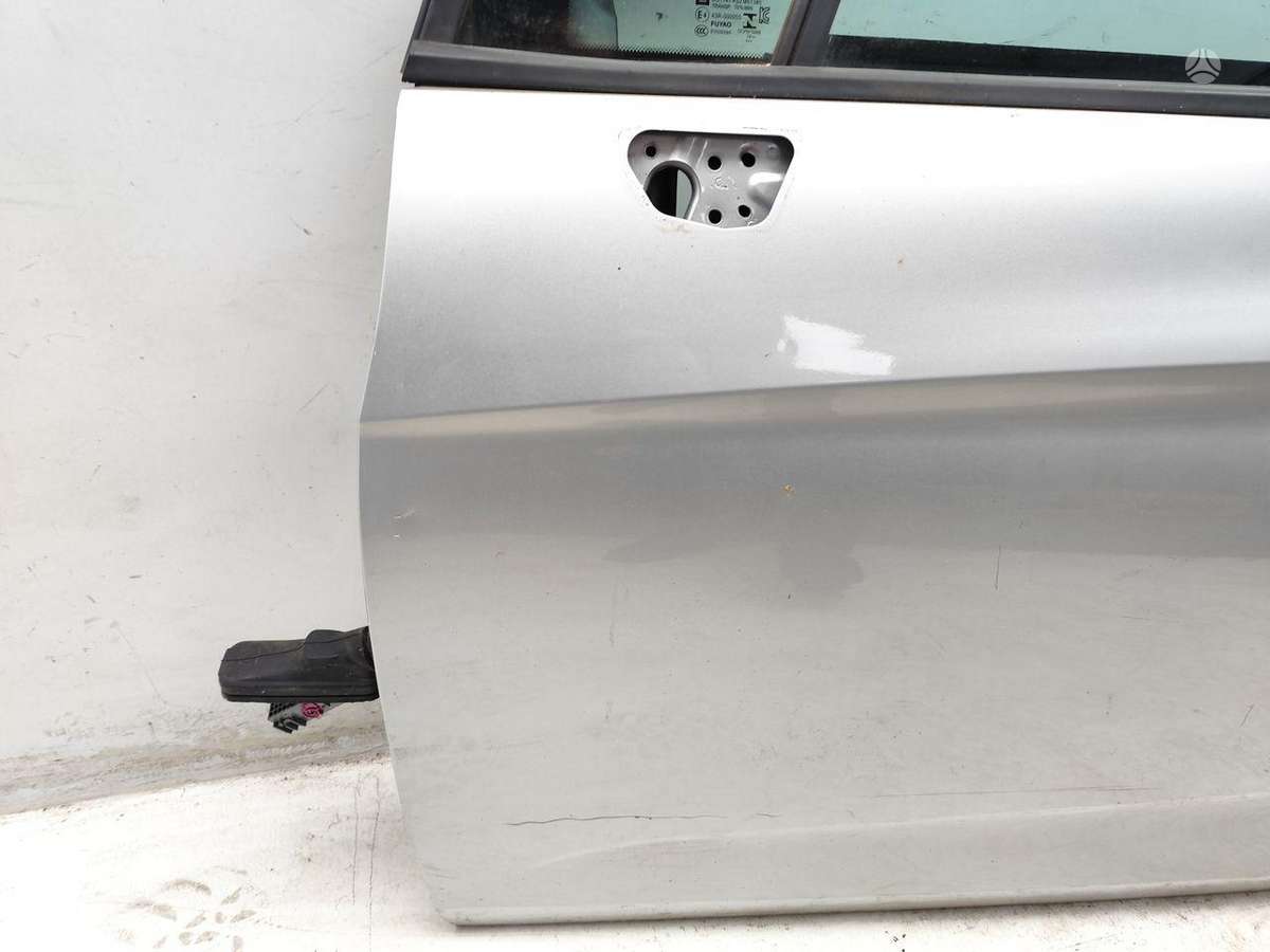 Opel Astra doors