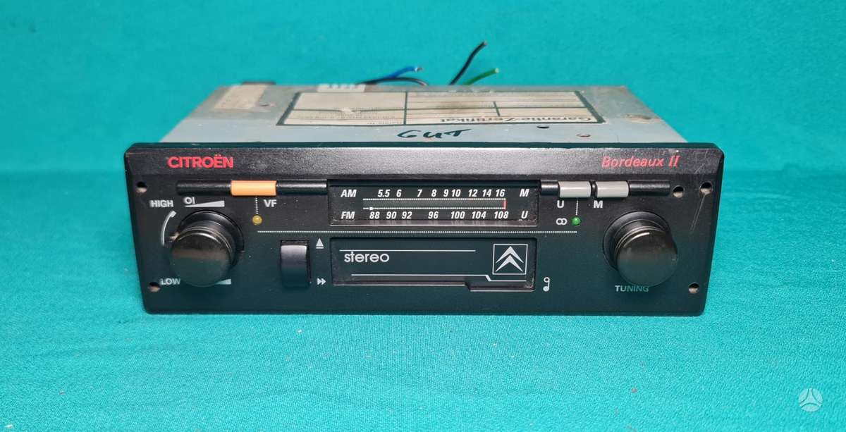 Citroen Bordeaux, cassette players