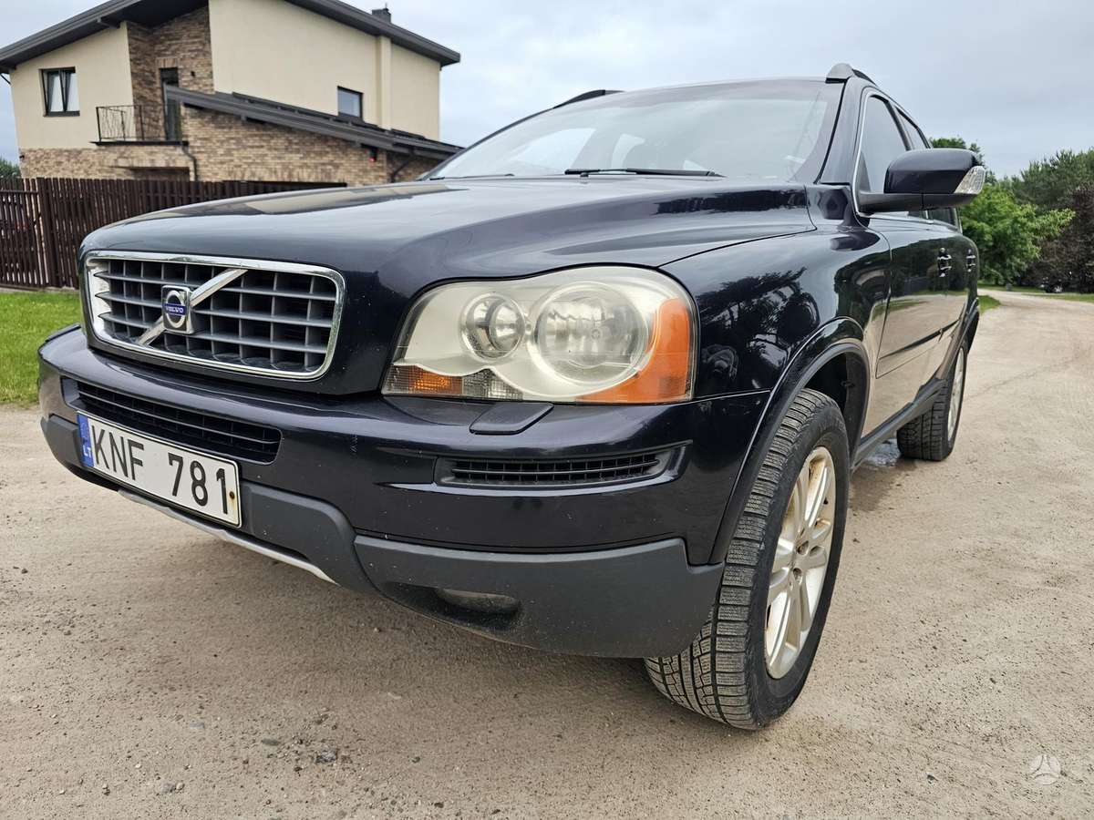 Volvo XC90 - 10