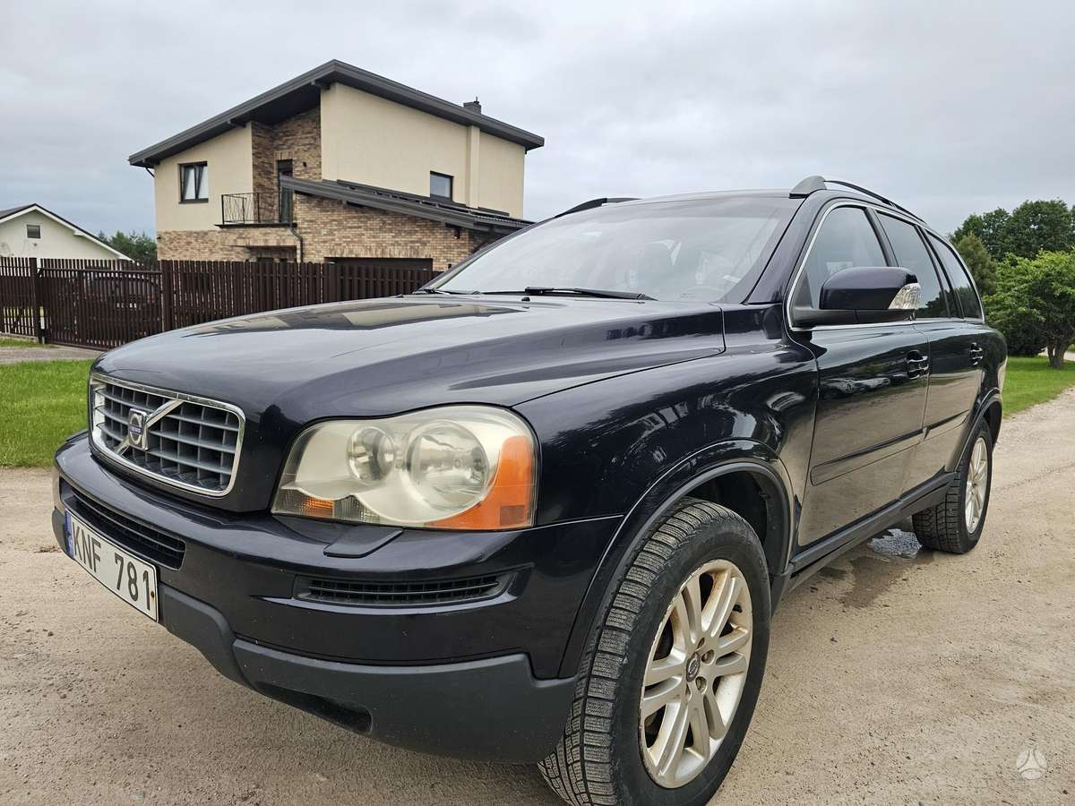 Volvo XC90 - 11
