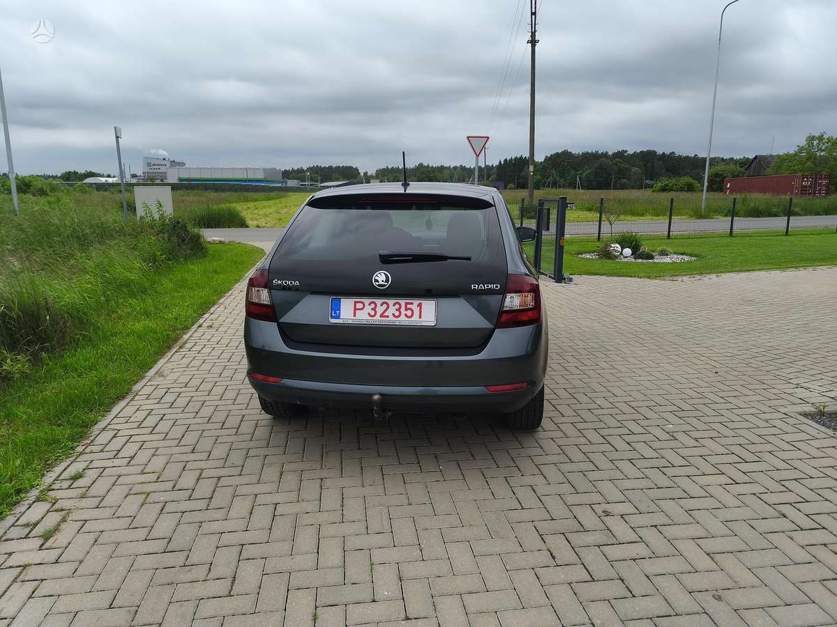 Skoda Rapid, 1.0 l., hatchback