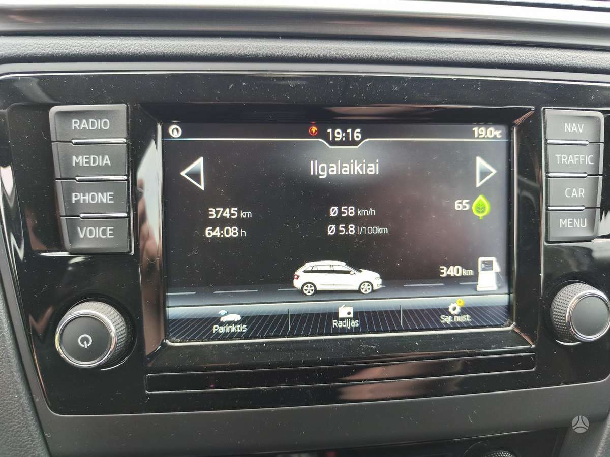 Skoda Rapid, 1.0 l., hatchback