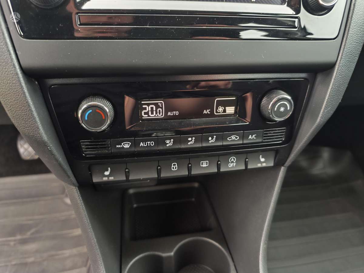Skoda Rapid, 1.0 l., hatchback