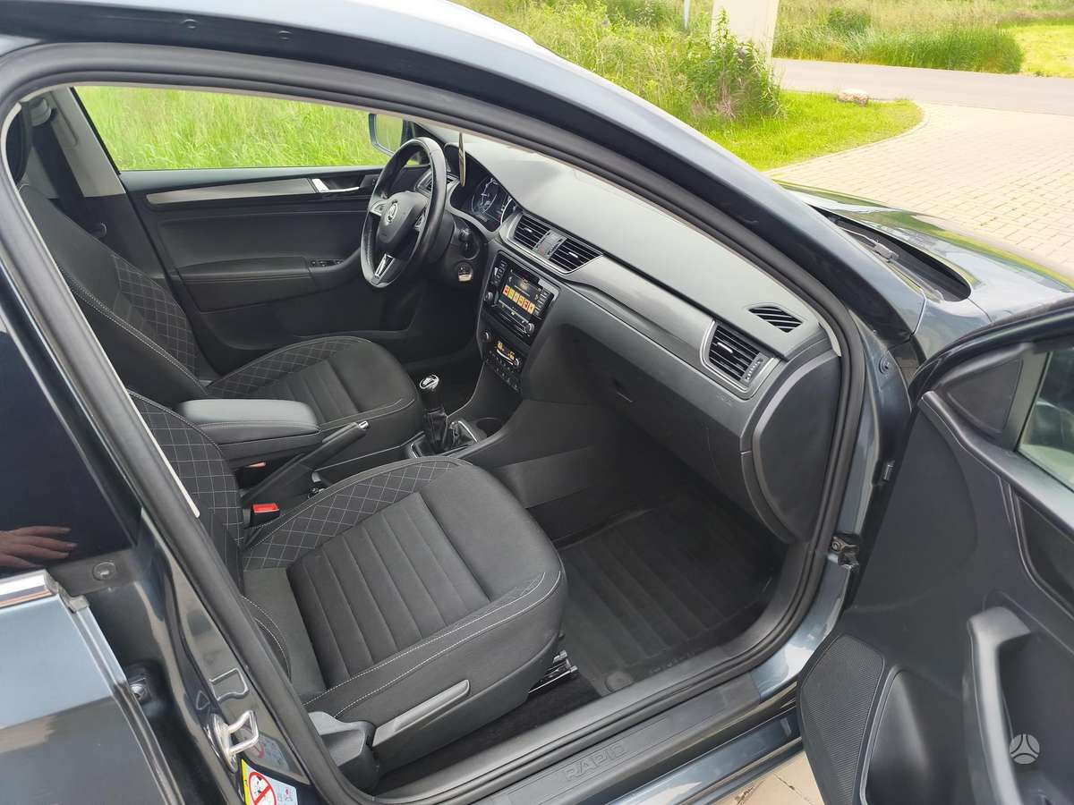 Skoda Rapid, 1.0 l., hatchback