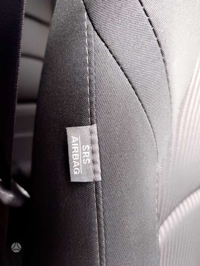 Mazda 3, 2.0 l., hatchback