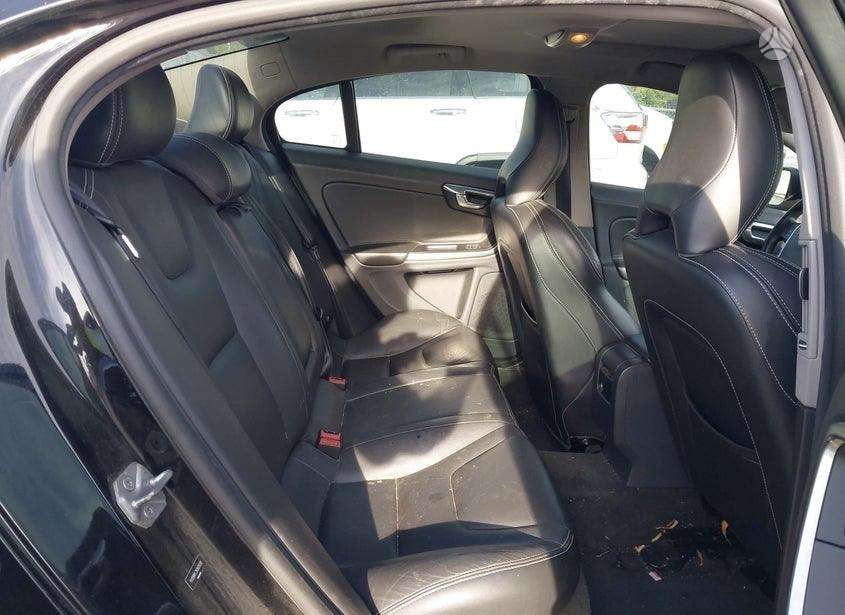 Volvo S60, 2.0 l., Седан