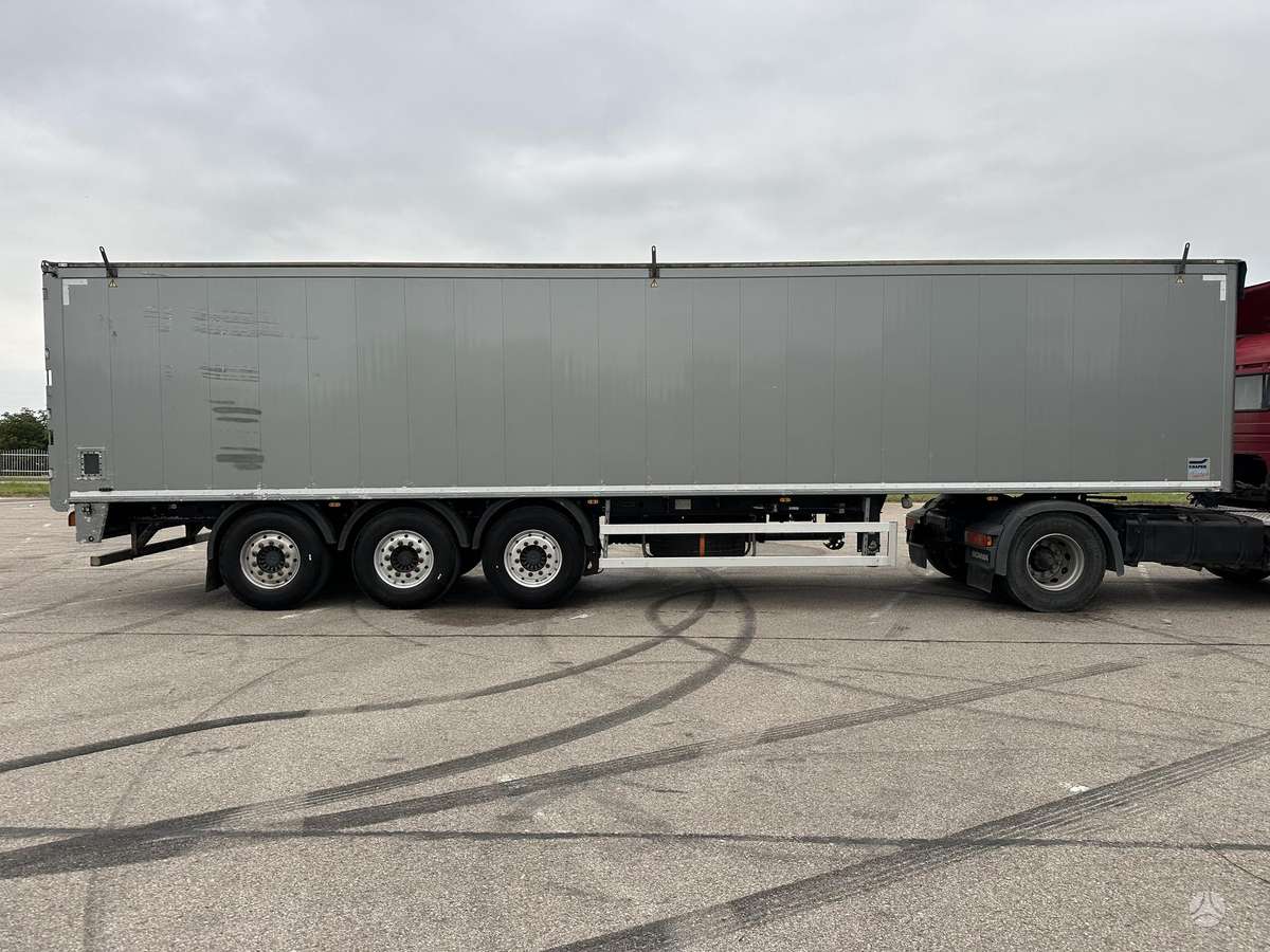 Knapen, with moving floor