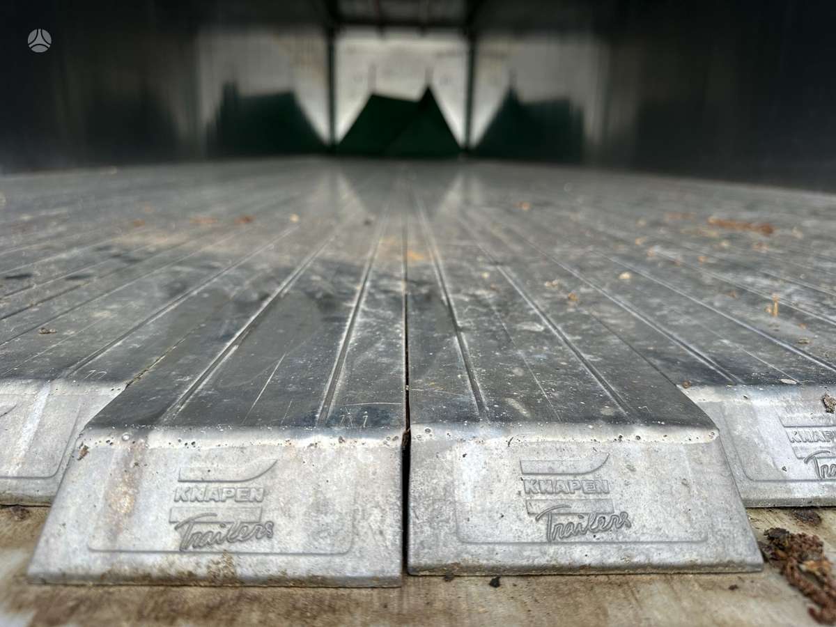 Knapen, with moving floor