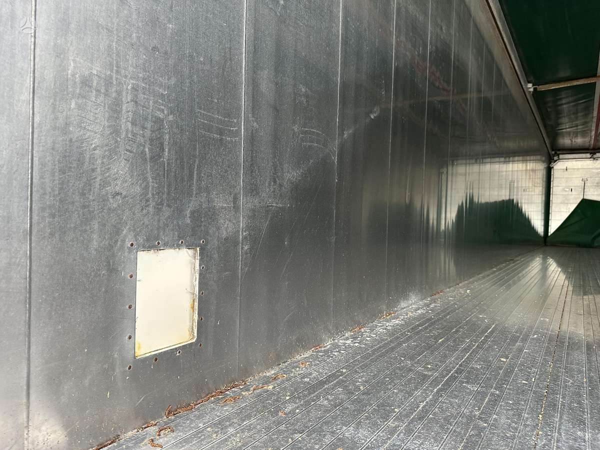 Knapen, with moving floor