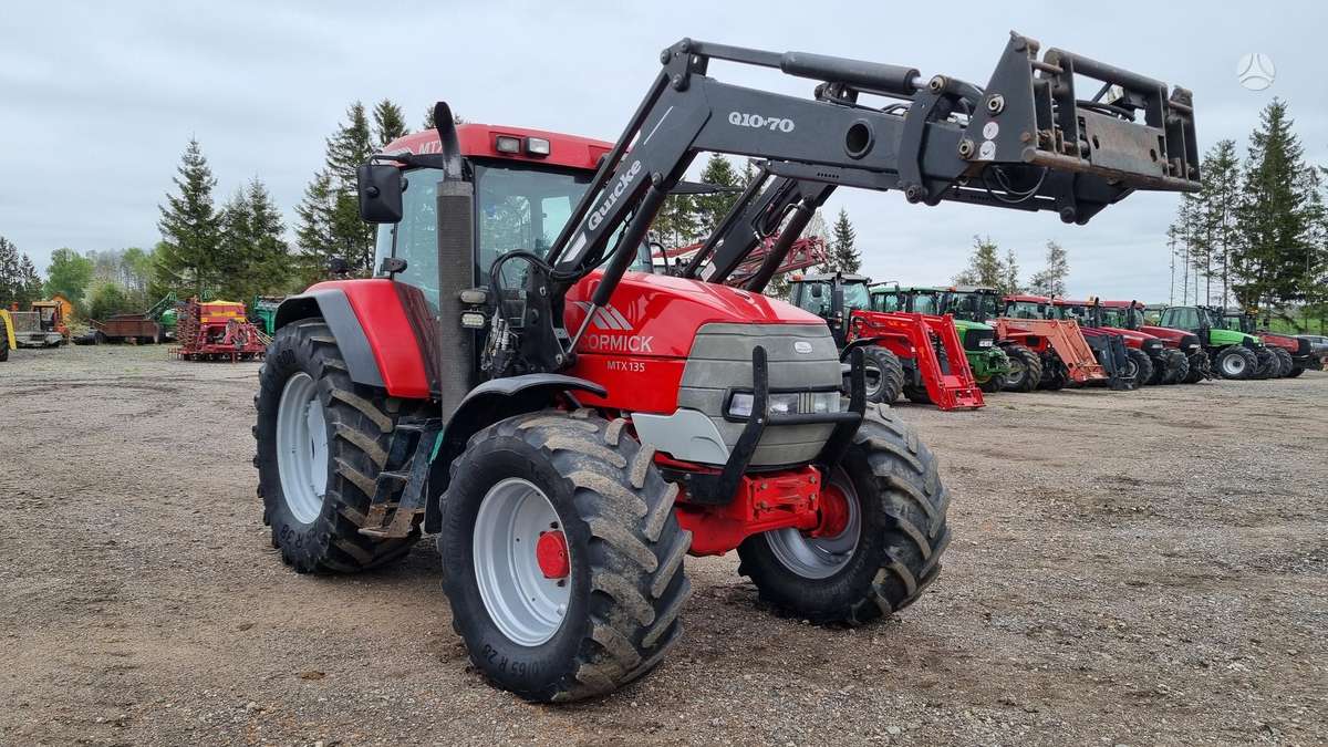 McCORMICK MTX 135, tractors