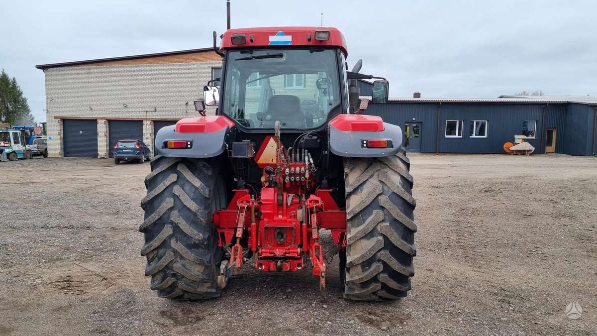 McCORMICK MTX 135, tractors