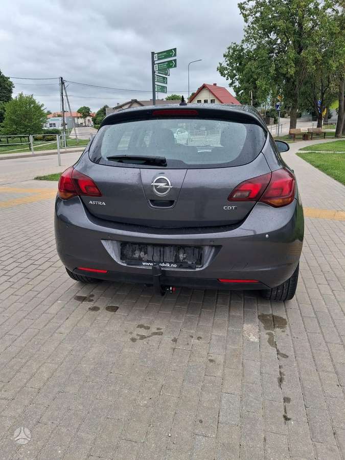 Opel Astra, 1.7 l., hatchback