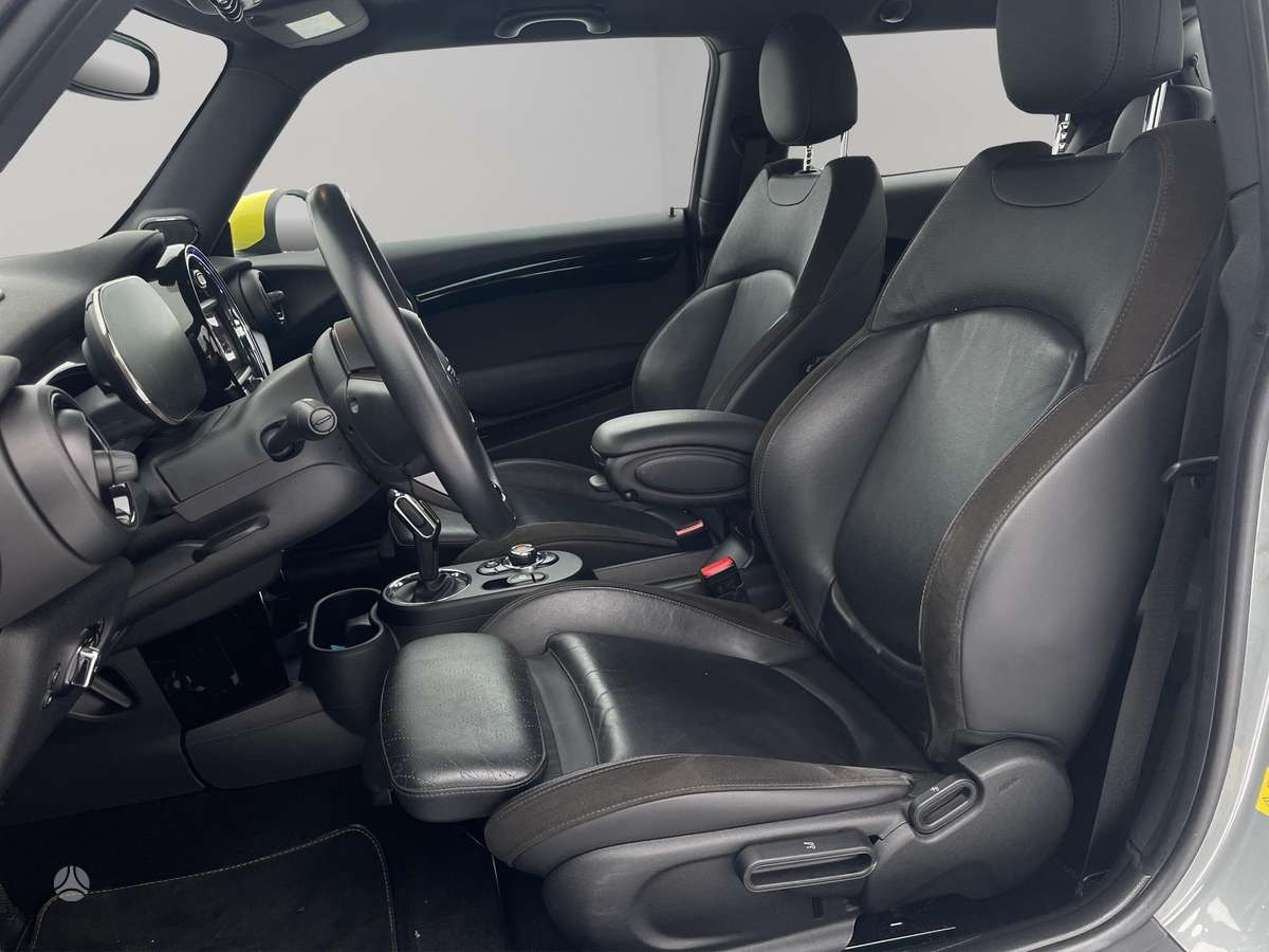 Mini Cooper SE, hatchback