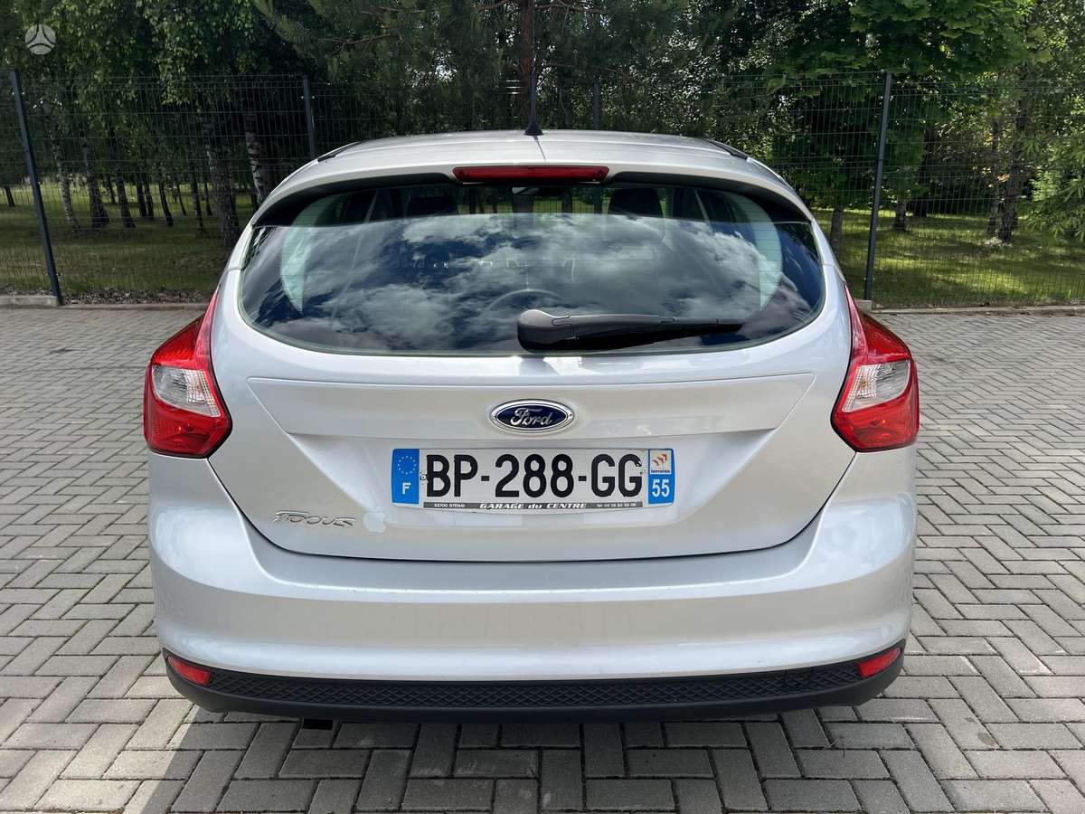 Ford Focus, 1.6 l., hatchback