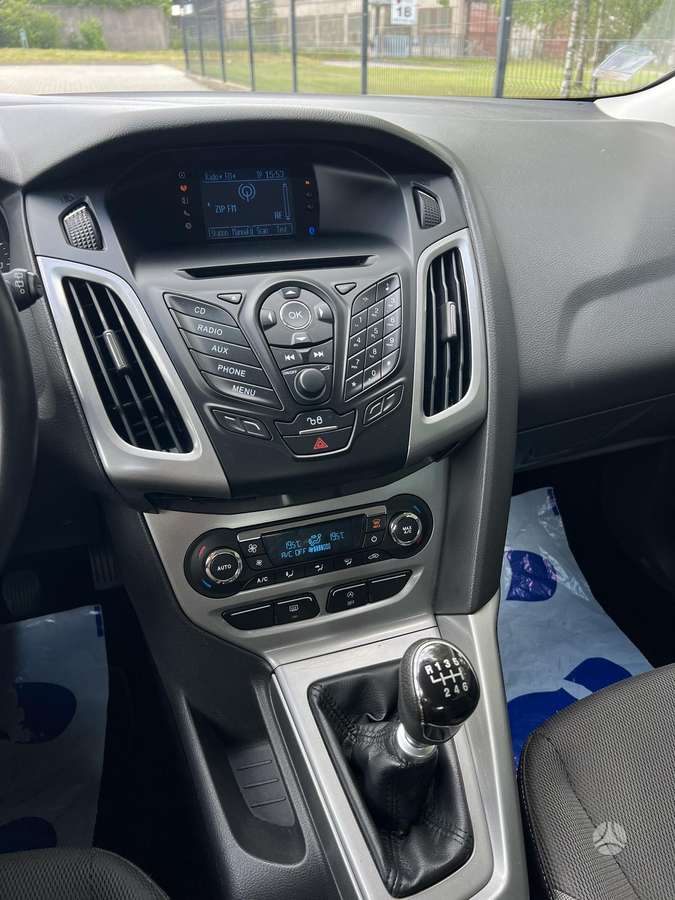Ford Focus, 1.6 l., hatchback