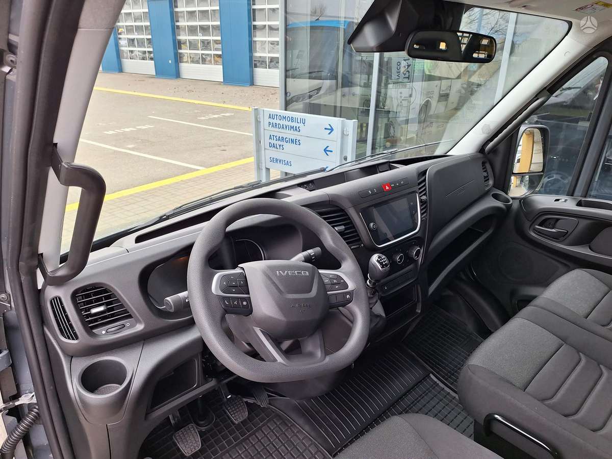 Iveco Daily, бортовые с тентом