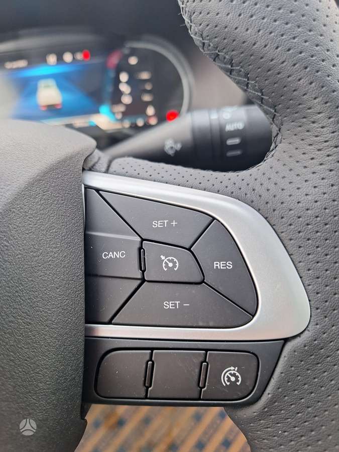 Iveco Daily, бортовые с тентом