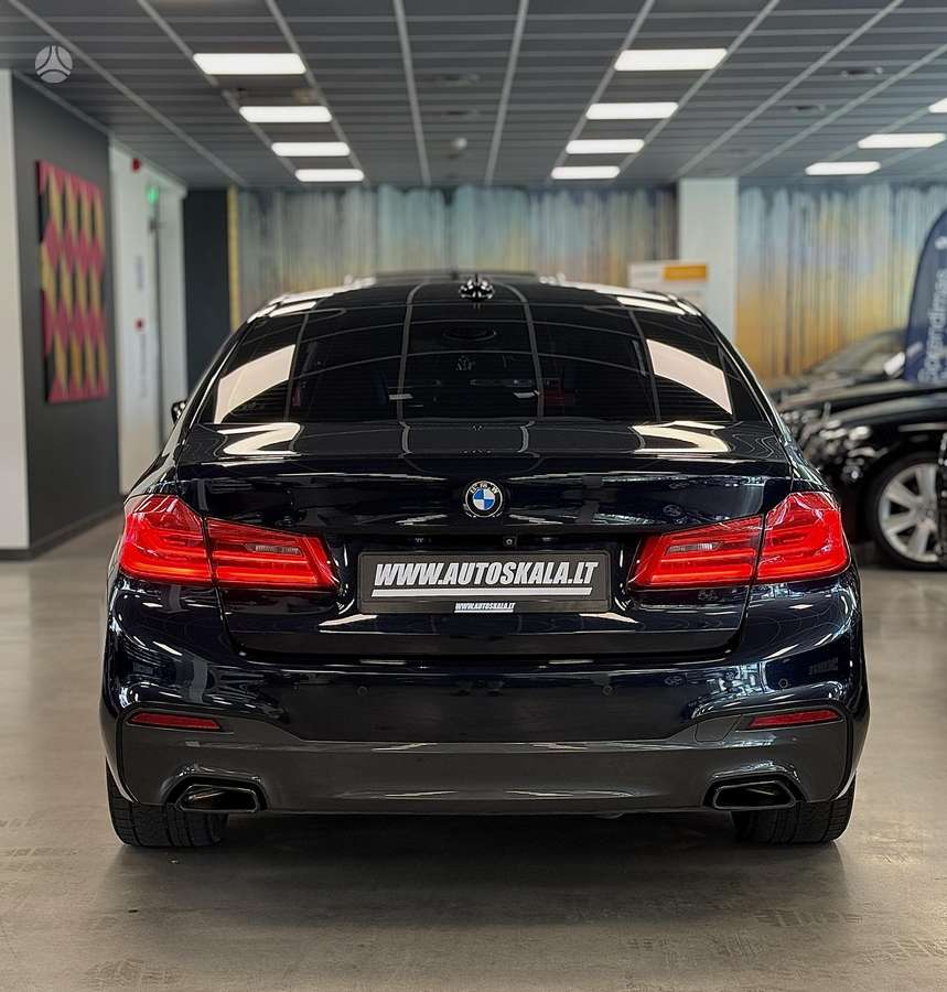 BMW 520, 2.0 l., Седан
