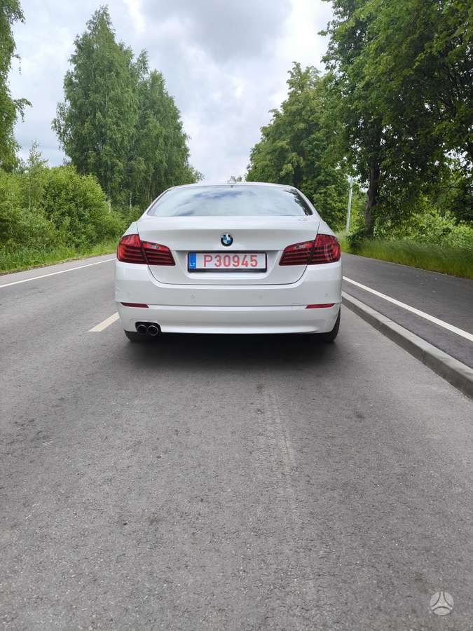 BMW 528, 2.0 l., Седан