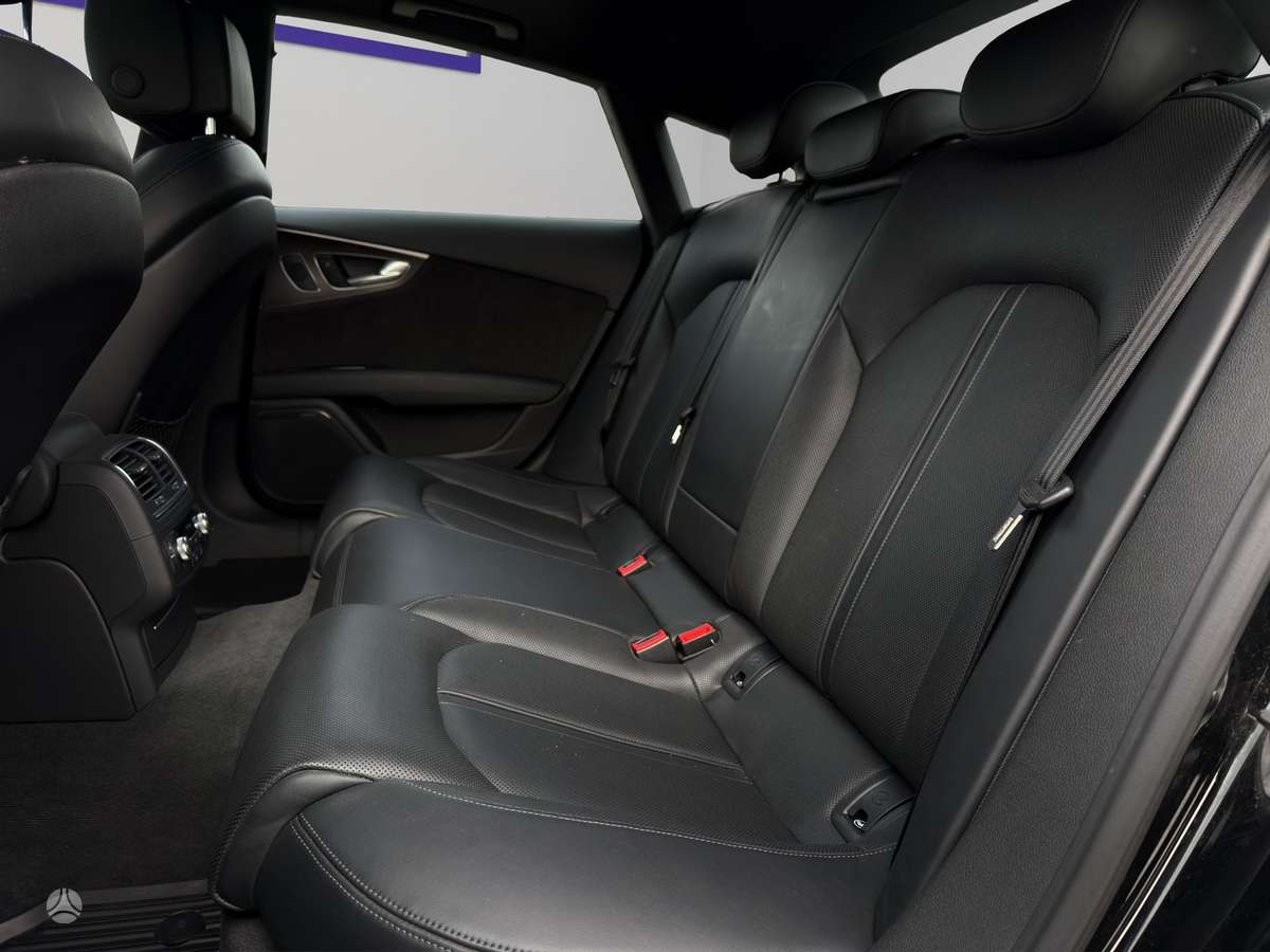 Audi A7, 3.0 l., hatchback