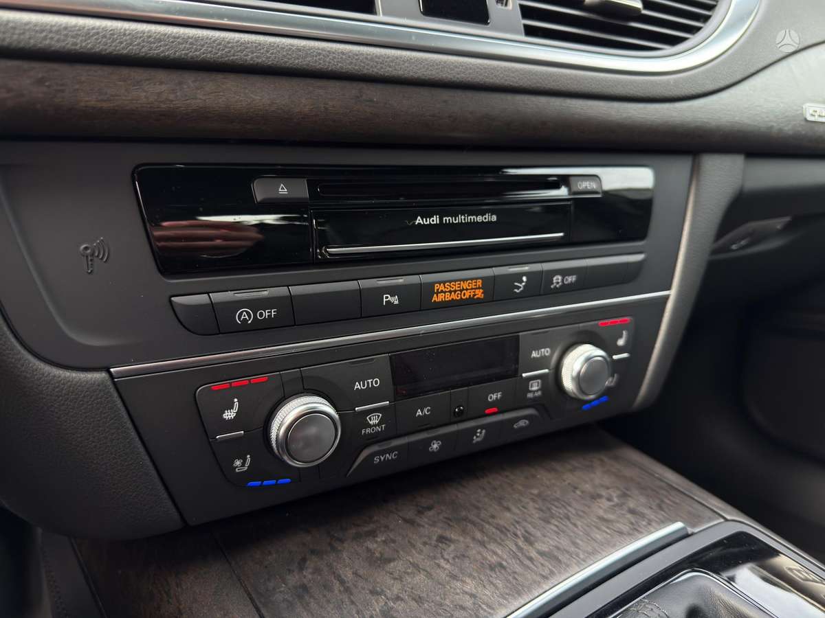 Audi A7, 3.0 l., hatchback