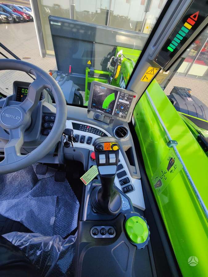 Merlo TF50.8 TCS-170-CVT-HF, self-propelled loaders
