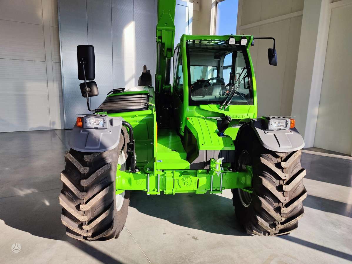 Merlo TF35.7 CS140, самоходные погрузчики