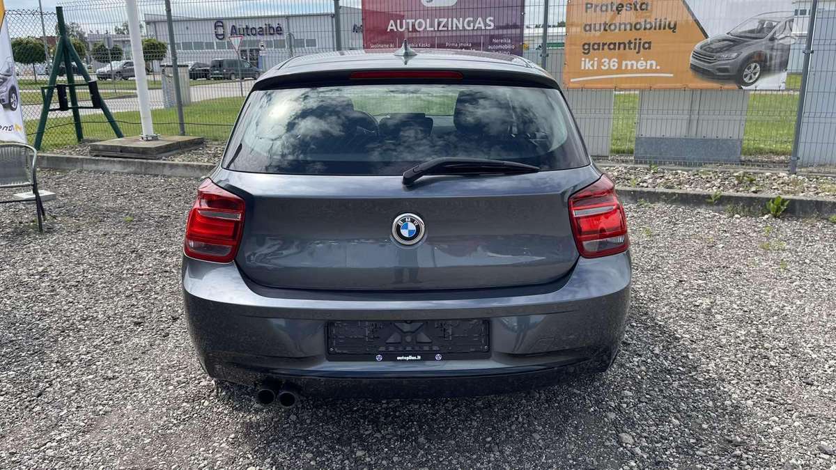 BMW 125, 2.0 l., hatchback