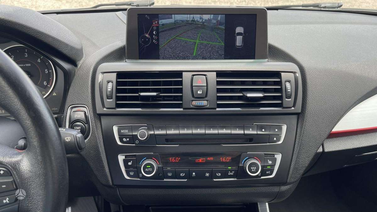 BMW 125, 2.0 l., hatchback