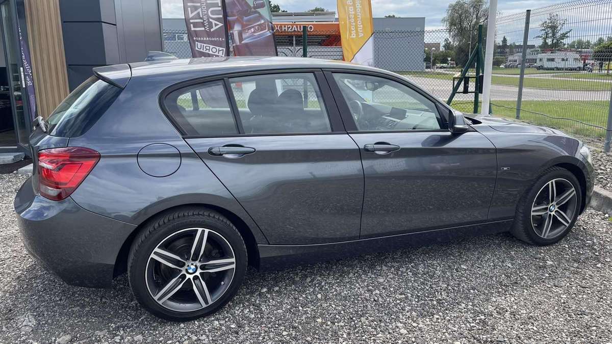 BMW 125, 2.0 l., Хэтчбек