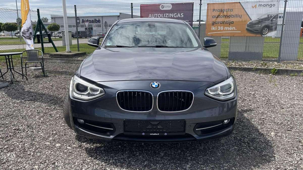 BMW 125, 2.0 l., hatchback